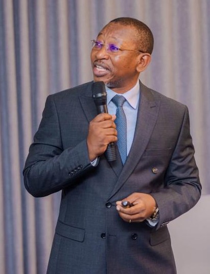 Portrait de Jean Serge Bikoro, Fondateur de COACH Sarl